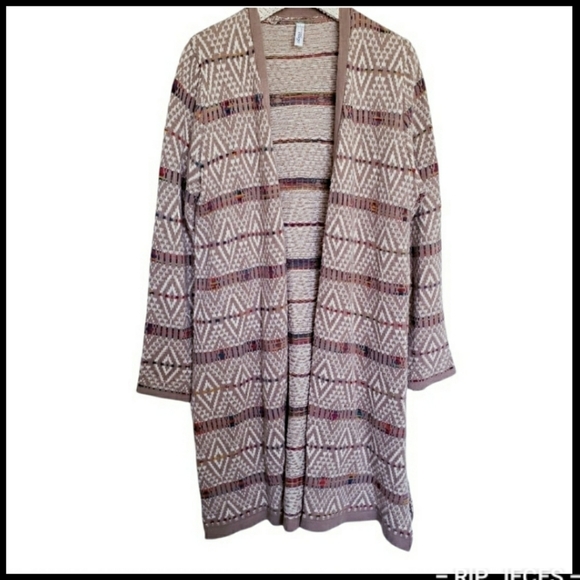 Cardigan - Picture 2 of 11